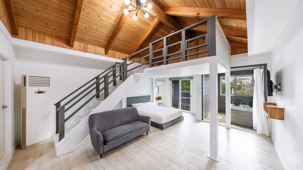 Rom – basic, 2 soverom (B, Room 201 (Spa/Private BBQ)) | 1 soverom og wi-fi (inkludert)