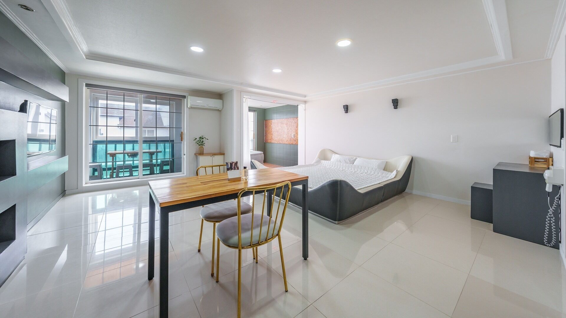 Basic Room, 1 Bedroom (A,Stay6 (Spa/Private BBQ)) | 1 bedroom, free WiFi