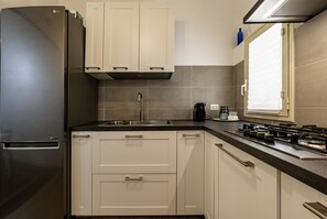 Fridge, microwave, oven, dishwasher