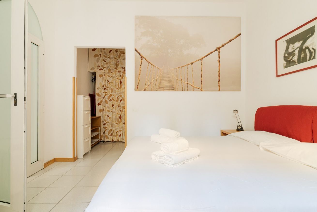 1 chambre, fer et planche à repasser, Wi-Fi, literie fournie