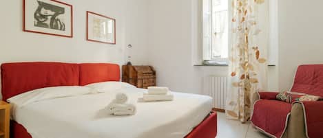 1 chambre, fer et planche Ă repasser, Wi-Fi, draps fournis