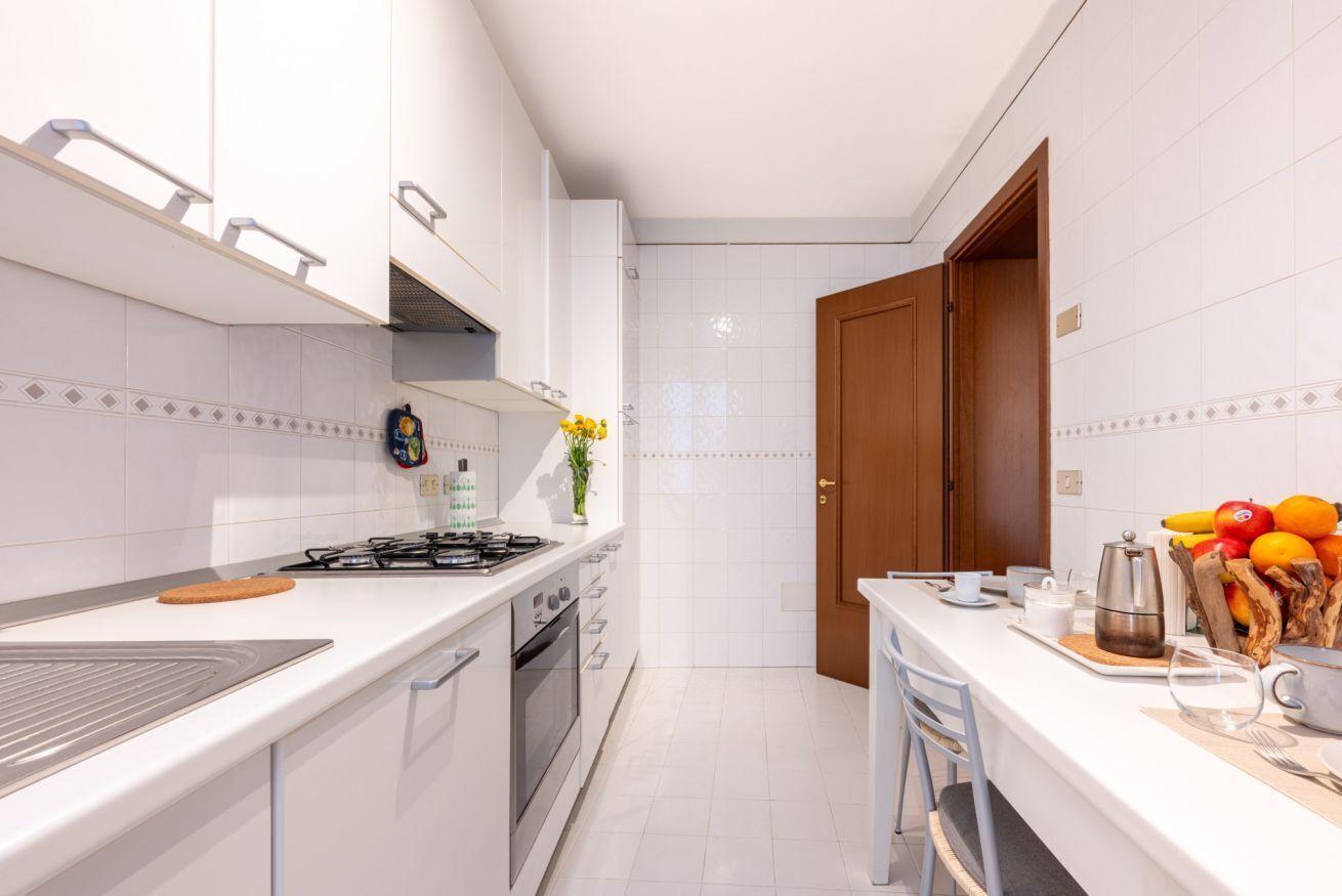 Refrigerador, horno, placa de cocina, lavavajillas