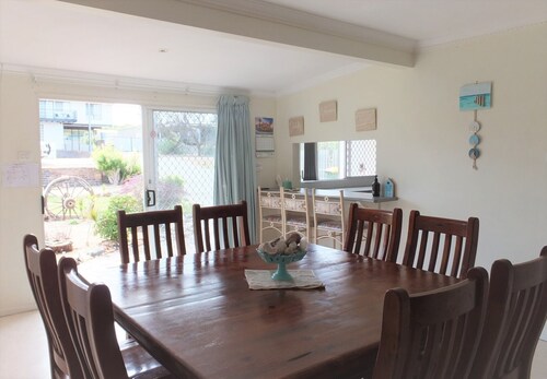 Two Pines - a cosy beach-style cottage full of fun surprises!