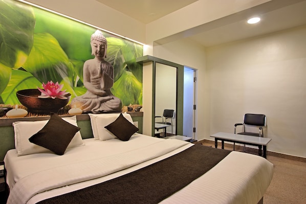 DELUXE DOUBLE BEDDED AC ROOM | Sängtillbehör av högsta kvalitet och bäddmadrasser