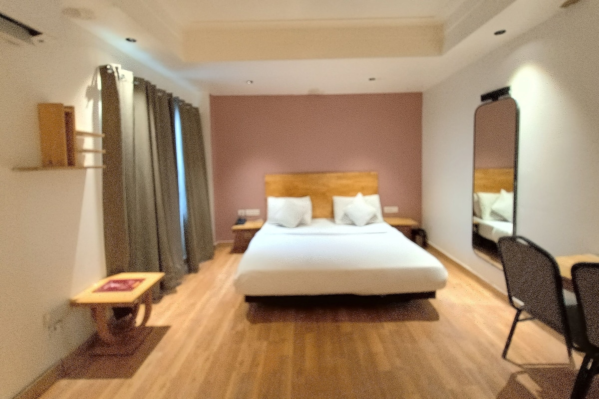 Luxury Room