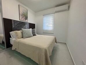 Luxury Villa, City View
