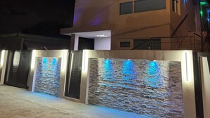 Front of property - Villa Tropicana  (Carolina)