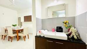 Dining room - Olive Serviced Apartments Hitech City Hyderabad (Hyderabad)