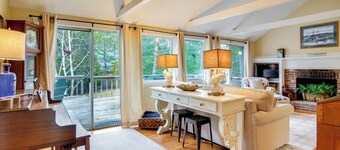 Mashpee River Adventures! Serene Family Retreat
