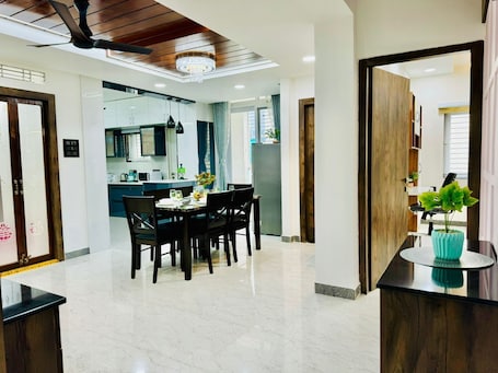 Restaurante para familias. Olive Serviced Apartment Gachibowli