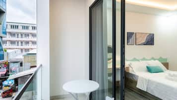 Basic Studio, 1 Queen Bed, Balcony, Beachside | Terrace/patio