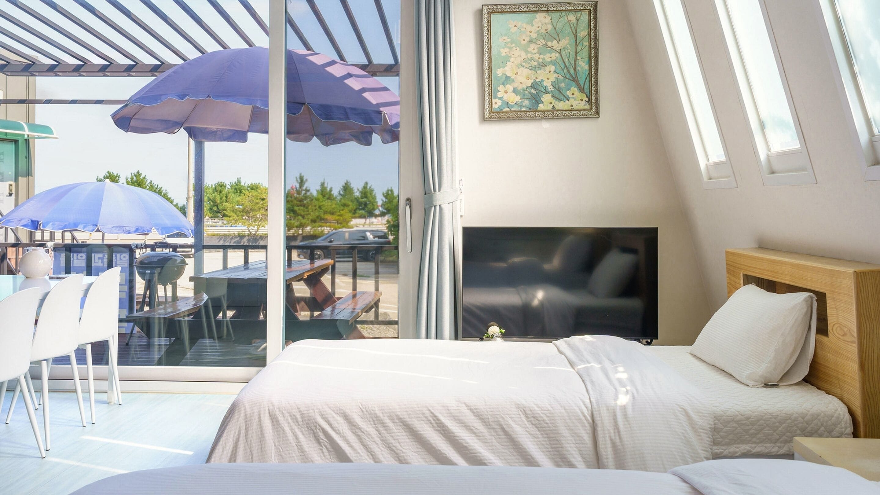 Basic Room, 2 Bedrooms (Building A (Ocean View / BBQ)) | 1 bedroom, free WiFi