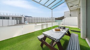 Basic Room, 1 Bedroom (Room 102 – Dogs under 15kg allowed) | 1 bedroom, free WiFi - Gyeongju Purspet Dog Pension (Gyeongju)