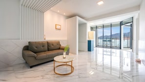 Basic Room, 1 Bedroom (Room 202 – Dogs under 15kg allowed)