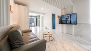 Basic Room, 1 Bedroom (Room 202 – Dogs under 15kg allowed) | 1 bedroom, free WiFi - Gyeongju Purspet Dog Pension (Gyeongju)