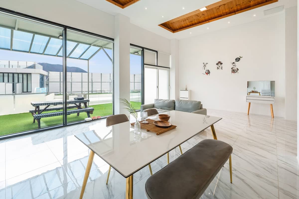 Basic Room, 1 Bedroom (Room 102 – Dogs under 15kg allowed) | Exterior