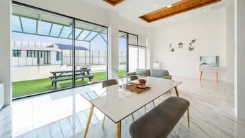 Basic Room, 1 Bedroom (Room 102 – Dogs under 15kg allowed) | Exterior