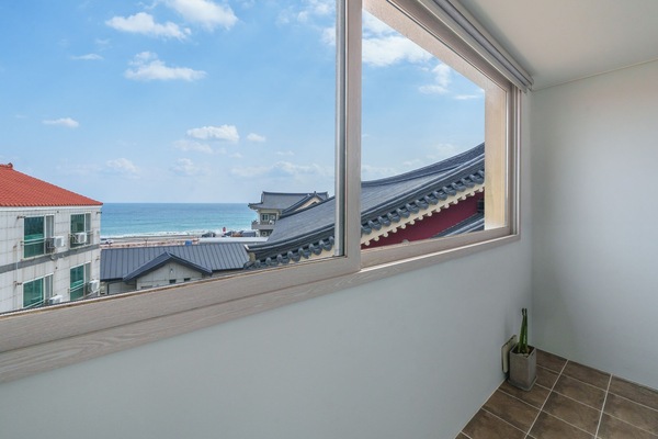 Basic Room, 1 Bedroom (Room 202 (Ocean View)) | 1 bilik tidur, Wi-fi percuma