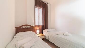 4 quartos, Wi-Fi de cortesia, roupa de cama