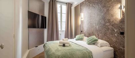 1 camera, ferro/asse da stiro, Wi-Fi, lenzuola