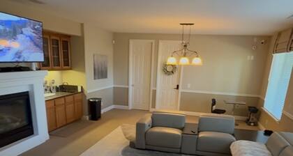 Charming -Tranquility Guest-Rm Suite in Auburn, Coffee, Teas & WiFi