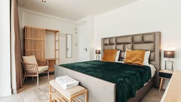 3 slaapkamers, een strijkplank/strijkijzer, gratis wifi, beddengoed