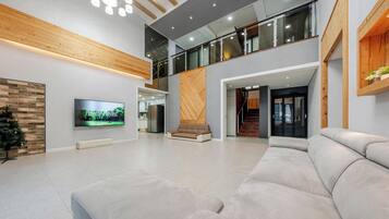 Basic Room, 3 Bedrooms (Aquarius (Private BBQ / Hinoki Bath)) | 3 bedrooms, WiFi (free)
