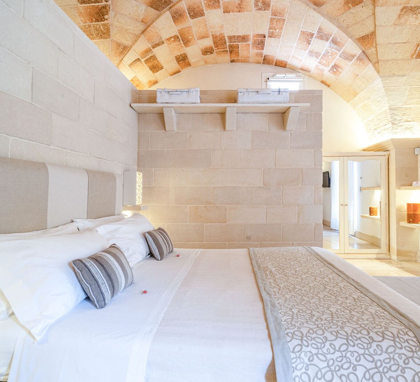 1 Schlafzimmer, Schreibtisch, Reisekinderbett, kostenloses WLAN