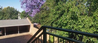 Encantador B&B Tshwane con entrada segura y aire acondicionado central
