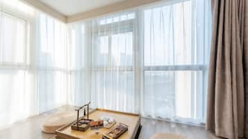 Superior Twin Room, Multiple Beds, City View | 1 bedroom, laptop workspace, blackout drapes, free WiFi