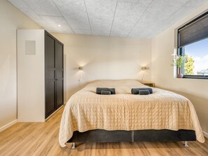 3 bedrooms, WiFi - "Edvia" - 200m to the fjord by Interhome (Holbæk)