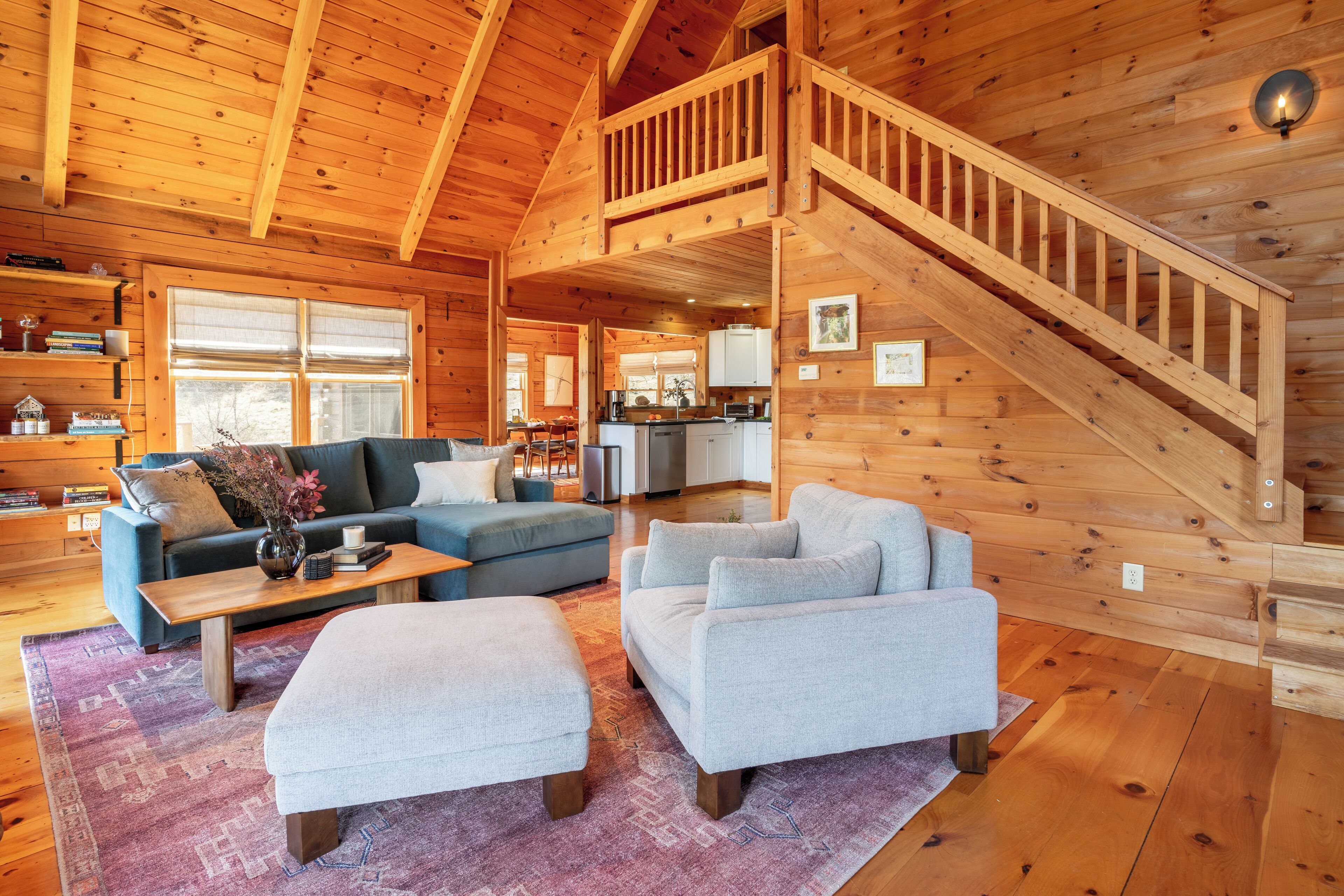 TV connectée, cheminée, table de tennis de table