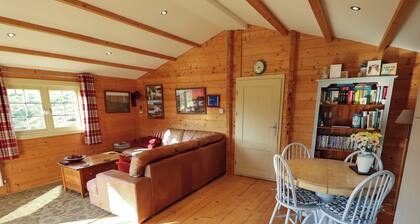 Dolly's Hideaway Cabin