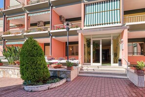 Familienapartment, Mehrere Schlafzimmer (Imperiale Residence Bilocale) | Außendetails