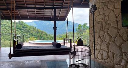 Ella Nine Peaks - One Room in " The Club House " with Ac Tv and pool