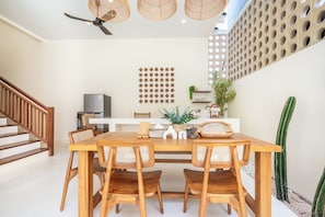 Dining room - Seffalas Villa by Betterplace (Kerobokan)