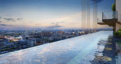 Rooftop pool gym shopping mall train boat walk 5 min high floor wifi 22