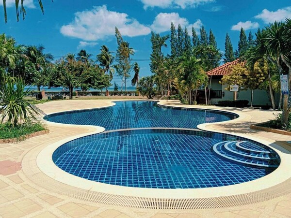 Sailom Resort Bangsaphan - Prachuap Khiri Khan