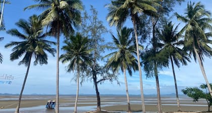 Sailom Resort Bangsaphan