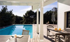 Indoor pool, outdoor pool
