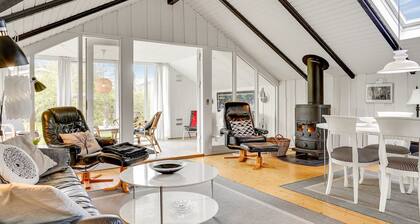 "Magnus" - 250m to the fjord by Interhome