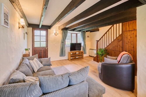 Host Stay Providence Cottage