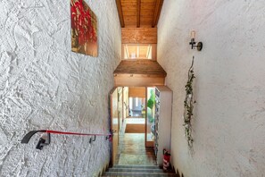 Interior - Apartment '1' with Mountain View, Balcony and Wi-Fi (Todtnau)
