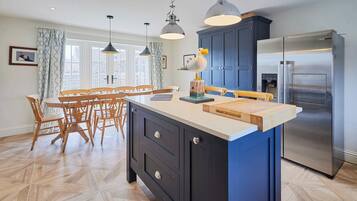 Rumah | 4 kamar tidur