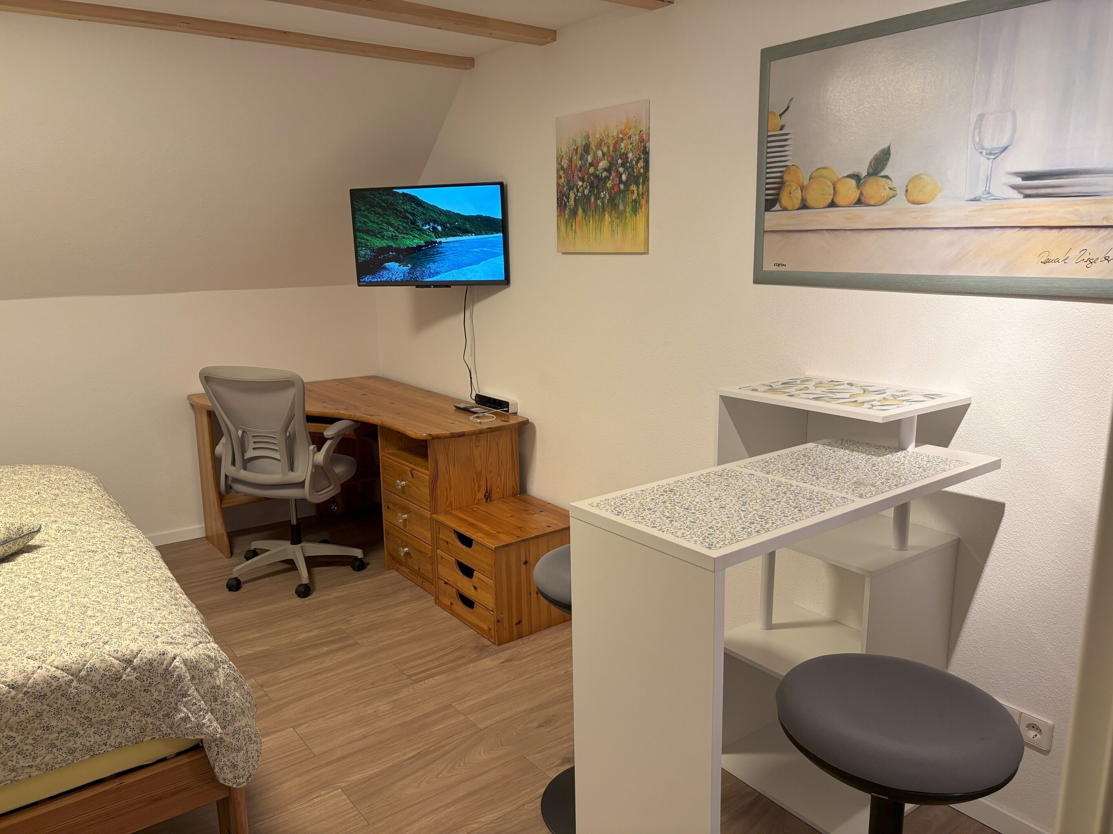 1 bedroom, iron/ironing board, free WiFi, bed sheets