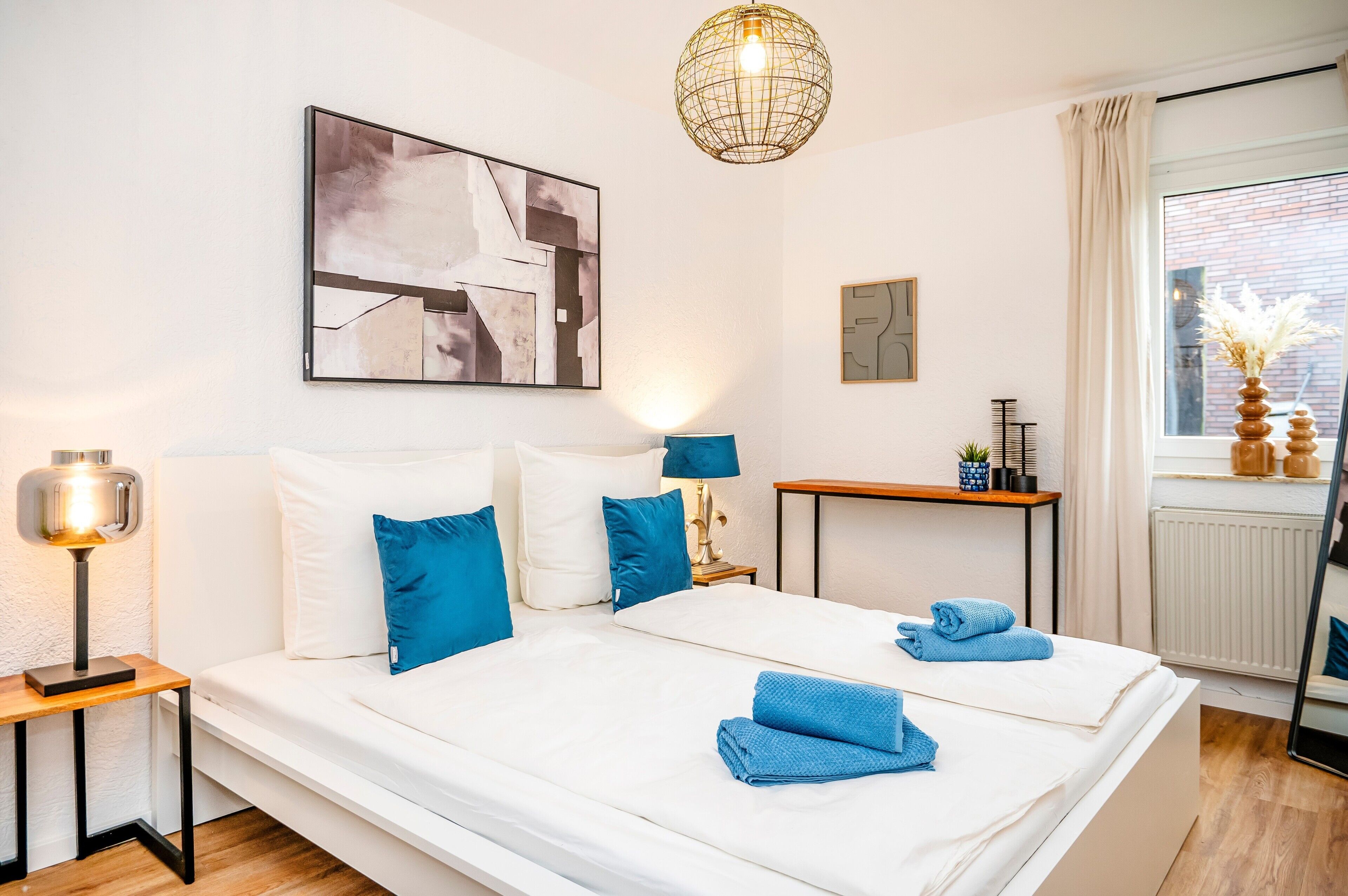 3 bedrooms, iron/ironing board, free WiFi, bed sheets