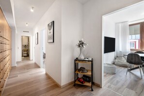 2 makuuhuonetta, silitysrauta/-lauta, ilmainen Wi-Fi, vuodevaatteet