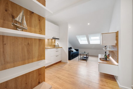 Interior. Apartment 'Moor, Marsch Und Meer' with Shared Garden and Wi-Fi