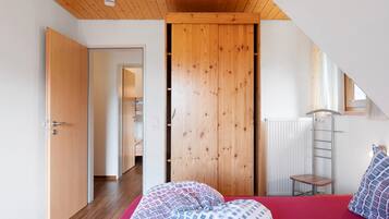 2 Schlafzimmer, Bügeleisen/Bügelbrett, kostenloses WLAN, Bettwäsche