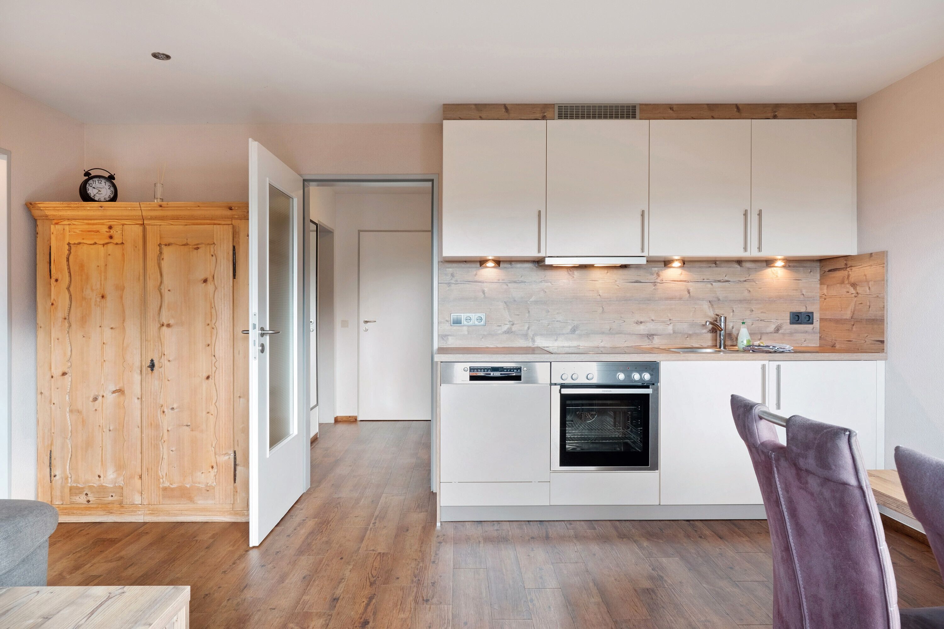 Kühlschrank, Ofen, Herdplatte, Geschirrspüler